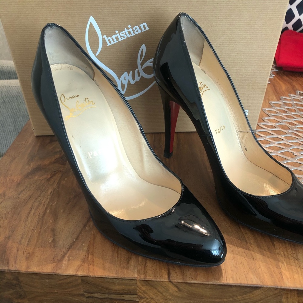 Christian Louboutin Décolleté Heels